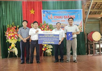 Công ty Thủy điện An Khê – Ka Nak tiếp sức đến trường, đồng hành cùng học sinh có hoàn cảnh khó khăn