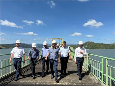 Đoàn lãnh đạo EVNGENCO2 kiểm tra và làm việc tại Công ty Thủy điện An Khê – Ka Nak