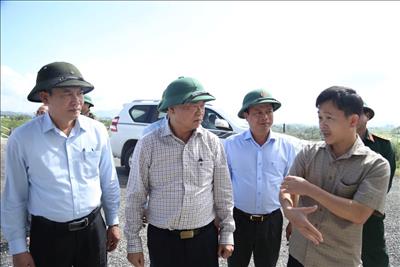 Công ty Thủy điện An Khê – Ka Nak ủng hộ hơn 500 triệu đồng giúp người dân Gia Lai vượt qua khó khăn sau bão số 13 